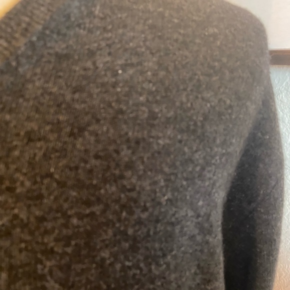 Jos.A Banks charcoal grey vneck cashmere seater - Picture 5 of 9